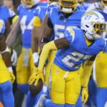 RJ Mickens a Nikko Reed sa ukázali ako priekopníci v hre Chargers