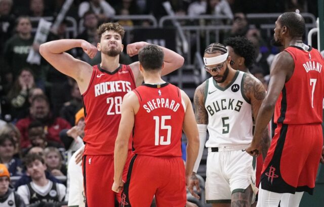 NBA: Houston Rockets v Milwaukee Bucks