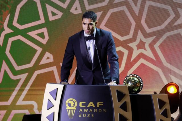 ☕️🥐 Raňajky FC: Mbappé ❤️ Hakimi, tretia úroveň v Geoffroy Guichard
