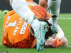 Rangers „nespokojní“ s vysvetlením SFA k rozhodnutiu Trusty, keďže klub narážal na „opakované nezrovnalosti“ v hlavných zápasoch Celtic obranca Auston Trusty sa spája s hlavou Jacka Butlanda, keď leží na trávniku