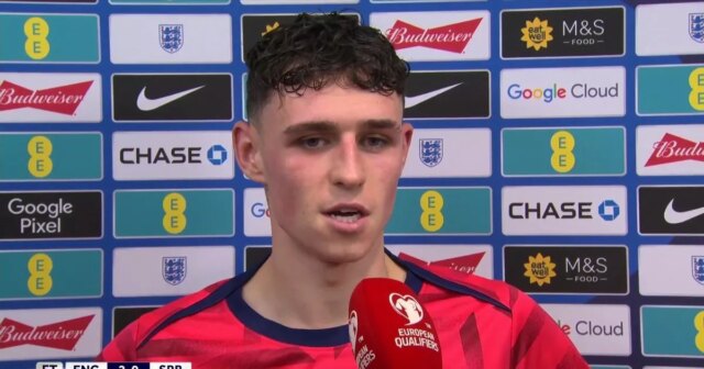 Phil Foden počas výhry Anglicka doma so Srbskom