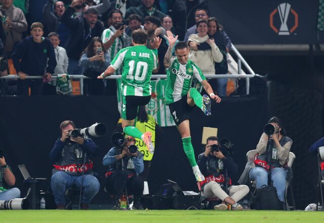 Real Betis a Celta Vigo zbierajú víťazstvá Real Betis a Celta Vigo zbierajú víťazstvá