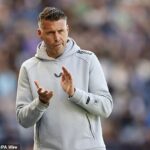 Rob Edwards je späť v Premier League po tom, čo sa pripojil k Wolves na tri a pol ročnej zmluve