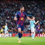 Robert Lewandowski vedie