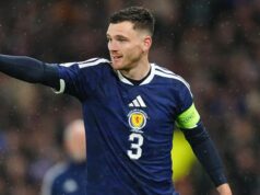 Robertson „o kúsok“ porazil Dioga Jotu pred kvalifikáciou Škótska na Svetový pohár; vzdáva dojemnú poctu Robertson „o kúsok“ porazil Dioga Jotu pred kvalifikáciou Škótska na Svetový pohár; vzdáva dojemnú poctu