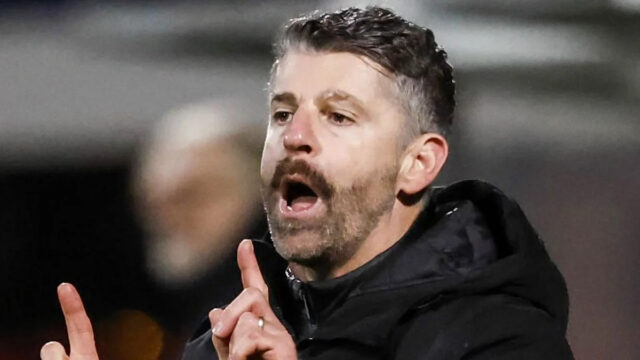 Robinson hľadá odpovede, keď priznáva „boj o zostup“
