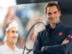 Roger Federer odovzdal najvyššiu poctu v tenise uprostred emotívnych scén Roger Federer odovzdal najvyššiu poctu v tenise uprostred emotívnych scén