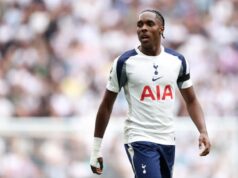 Rómovia považujú aj útočníka Spurs Mathysa Tel Download app from appStore