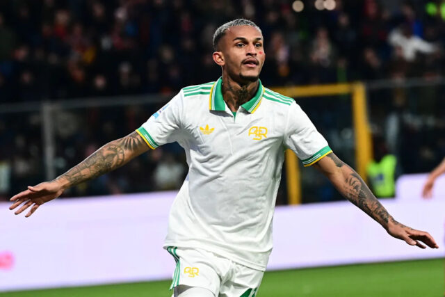 🚨 Rómsky dočasný vrchol Serie A! Download app from appStore