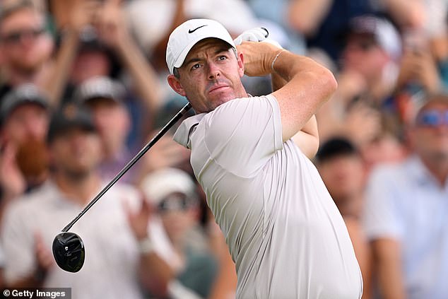 Rory McIlroy je bližšie k zisku svojho SIEDMYHO titulu v Rory McIlroy je na pokraji siedmeho titulu Race to Dubai po tom, čo sa v sobotu dostal na vrchol.