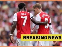 Rozhodnutie o prestupe Arsenalu medzi Odegaardom Barcelona Martin Odegarard v akcii za Arsenal