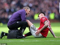 Ruben Amorim poskytuje informácie o zranení hlavného Benjamina Seska po tom, čo pri žrebovaní Tottenhamu stroskotala letná posila Man United za 73 miliónov libier. Ruben Amorim poskytol čerstvé informácie o kondícii útočníka Benjamina Seska za 73,7 milióna libier