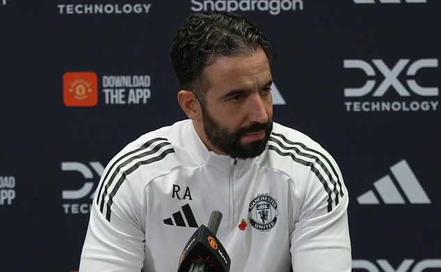 Ruben Amorim prináša brutálne úprimnú odpoveď na divokú kritiku Cristiana Ruben Amorim tento týždeň reagoval na kritiku Manchestru United od Cristiana Ronalda