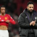 Ruben Amorim „žiada o“ vyhadzov s taktikou Man Utd proti Evertonu s 10 mužmi