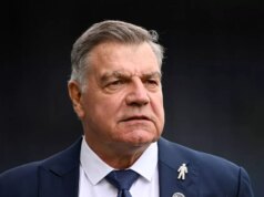 Sam Allardyce odmieta vylúčiť návrat do Premier League, keďže „čaká“ na ponuku Wolves LIVERPOOL, ANGLICKO - 1. SEPTEMBER: Bývalý futbalový manažér Sam Allardyce má rozhovor s hostiteľom podujatia Spencerom Owenom (bez obrázku) v štvrtý deň majstrovstiev sveta FIFAe s futbalovým manažérom na výstavisku Liverpool 1. septembra 2024 v Liverpoole v Anglicku. (Foto Alex Livesey – FIFA/FIFA cez Getty Images)