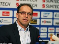 Šéf Philadelphia Union Ernst Tanner je na dovolenke po bombových obvineniach z rasizmu, sexizmu a homofóbie Športový riaditeľ Philadelphia Union Ernst Tanner bol obvinený z toho, že sa počas siedmich rokov pôsobenia v klube zapájal do správania považovaného za rasistické, sexistické a necitlivé.