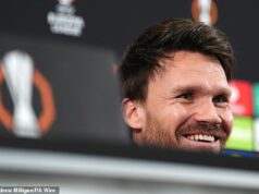 Šéf Rangers Danny Rohl priznáva, že by si rád užil atmosféru veľkej európskej noci… a priviedol Ibrox na návštevu Rómov. Nový šéf Rangers Rohl si chce počas veľkej európskej noci vychutnať Ibrox v celej jeho kráse