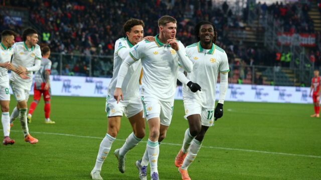 Serie A 2025-26: Rímska špička v Serie A s víťazstvom na Cremonese, Ferguson konečne skóruje
