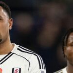 Silva vyzerá zlomene na Fulham po tom, čo kritizoval hráčov za niečo, čo by „nikdy“ nemali