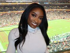 Simone Biles podrobne opisuje všetky plastické operácie, ktoré podstúpila po práci s prsiami toto leto Simone Biles prezradila, že v živote absolvovala tri plastické operácie