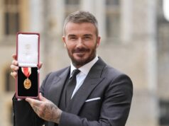 Sir David Beckham oslávil rytierstvo hviezdnou krčmovou párty | Futbal | Šport Sir David Beckham oslávil rytierstvo hviezdnou krčmovou párty | Futbal | Šport
