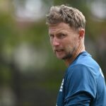 Bývalý austrálsky rýchly nadhadzovač Rodney Hogg tvrdil, že Joe Root (na obrázku) bude počas tohtoročnej letnej série Ashes „úplným Zlyhaním“.