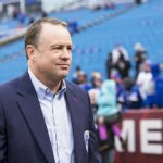 Legenda Buffalo Bills Steve Tasker poprel správy o tom, že zomrel