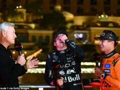 Sky Sports sa prinútili ospravedlniť sa, keď Lando Norris zhodil F-bombu v živom rozhovore po pretekoch – Max Verstappen a George Russell zostali v stehoch Lando Norris (vpravo) zanechal Maxa Verstappena (v strede) v hysterickom záchvate so svojou brutálnou úprimnosťou