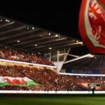 Hráči Walesu oslavujú druhý gól Aarona Ramseyho pri výhre 2:0 nad Maďarskom v roku 2019