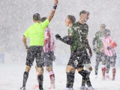 Sledujte futbal na ihrisku plnom show – Atletico Ottawa vyhráva finále kanadskej Premier League zasiahnuté fujavicou lightbox-info