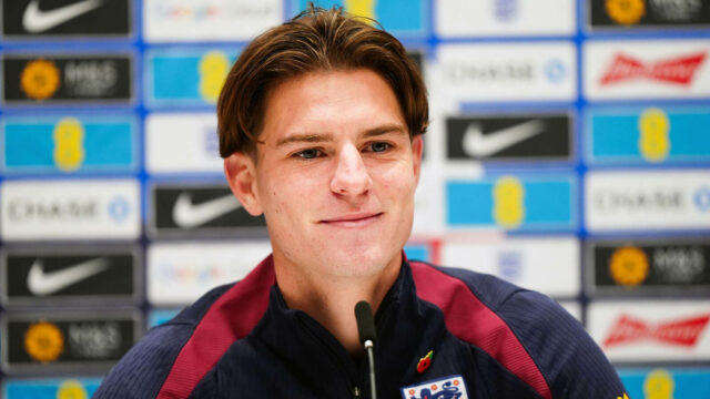 'Sledujte' najnovšiu anglickú hviezdu ako prestup United na kartách pre 'dominantného' muža
