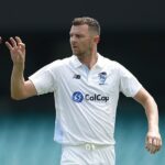 Hovorí sa, že austrálsky rýchly nadhadzovač Josh Hazlewood (na obrázku) by mohol vynechať celú sériu Ashes.