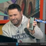 Moderátor športového rádia Gregg Giannotti náhodou ukázal naživo fotografiu nahej ženy