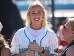 Sophie Cunningham pózuje na fotke so Sydney Sweeney Sophie Cunningham pózuje na fotke so Sydney Sweeney