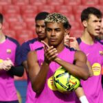 Španielska reprezentácia na kvalifikáciu majstrovstiev sveta vo futbale: Lamine Yamal z Barcelony sa vracia do národnej funkcie