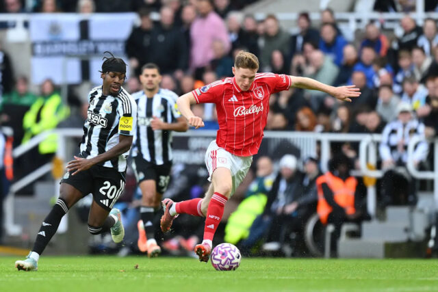 Správa: Muž United čelí veľkej bitke o získanie stredopoliara s Správa: Muž United čelí veľkej bitke o získanie stredopoliara s hodnotením 100 miliónov libier