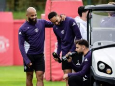 Správanie hráčov Man Utd na tréningovom ihrisku veľa hovorí o investícii klubu vo výške 50 miliónov libier Hráči Man Utd začínajú trénovať skoro a zostávajú neskôr od otvorenia nového centra