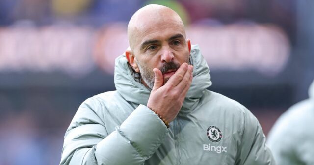Správy Chelsea: Pocity Enza Marescu o budúcnosti, keď sa komentáre BURNLEY, ANGLICKO - 22. NOVEMBRA: Enzo Maresca manažér / hlavný tréner Chelsea počas zápasu Premier League medzi Burnley a Chelsea na Turf Moor 22. novembra 2025 v Burnley v Anglicku. (Foto: Robbie Jay Barratt - AMA/Getty Images)