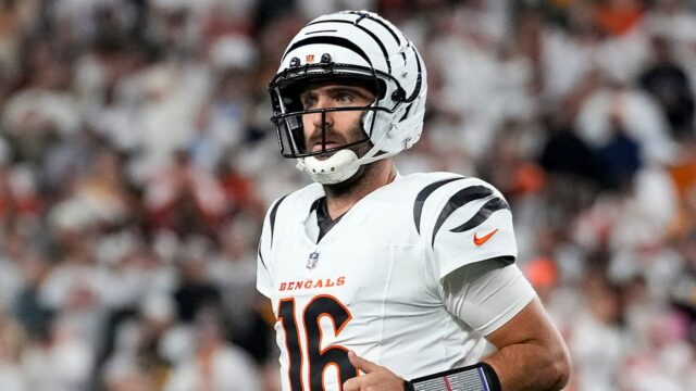 Správy NFL: Joe Flacco z Bengals hovorí, že mu nezáleží Správy NFL: Joe Flacco z Bengals hovorí, že mu nezáleží na návrate Joea Burrowa