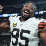 Správy NFL: Myles Garrett z Browns sleduje jednosezónny rekord v sakoch