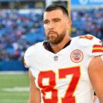 Správy NFL: Travis Kelce ukazuje sklamanie, keďže nádeje Chiefs v play-off pretrvávajú