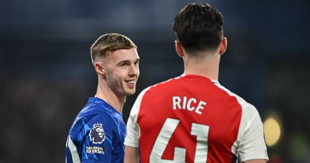 Správy o zranení Chelsea vs Arsenal: Cole Palmer najnovšie ako Cole Palmer s Declanom Riceom počas súboja Chelsea proti Arsenalu