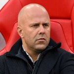 Liverpool Arne Slot je na Anfielde pod rastúcim tlakom