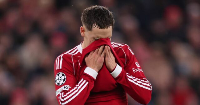 Správy z Liverpoolu: Trápenie Floriana Wirtza pokračuje, keďže jeho tímový Správy z Liverpoolu: Trápenie Floriana Wirtza pokračuje, keďže jeho tímový kolega poskytuje náznak prestupu