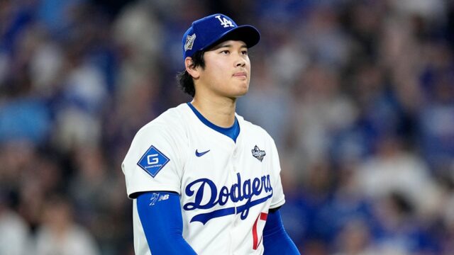 Správy z MLB: Dodgers' Shohei Ohtani bude začínať nadhadzovačom v hre World Series 7

