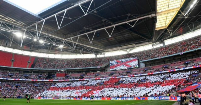 Srbskí fanúšikovia majú zakázaný vstup na zápas v Anglicku, pretože FA zverejnila odsudzujúce vyhlásenie | Futbal | Šport
