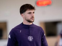 Srdečný odkaz hviezdy Man Utd pre rodinu po havárii hororu zanecháva otca dvoch detí v kóme Mason Mount