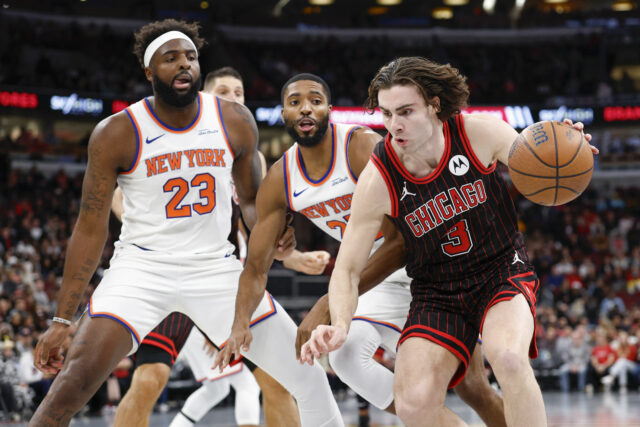 Štatistiky hráčov New York Knicks vs Chicago Bulls a boxové logo pochodového šialenstva