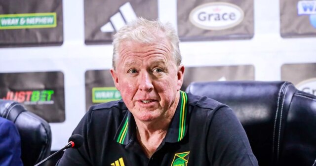 Steve McClaren skončil ako šéf Jamajky a odišiel v slzách Steve McClaren odstúpil z postu šéfa Jamajky