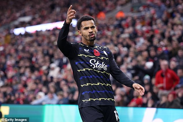 Sunderland 1:1 Everton: Granit Xhaka zrušil ohromujúce sólové úsilie Ilimana Ohromujúci gól Ilimana Ndiayeho rozsvietil v pondelok večer remízu Evertonu 1:1 so Sunderlandom